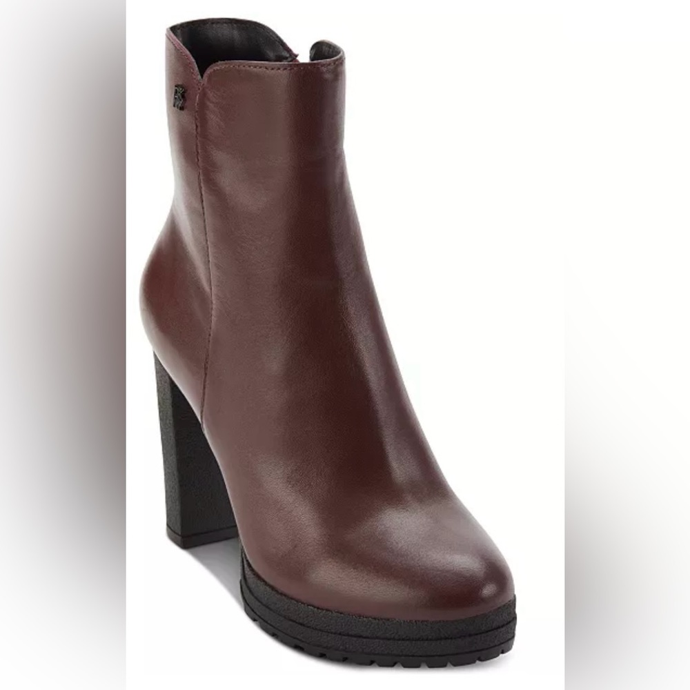 DKNY - Tessi Lug Sole Platform Booties- Size 8